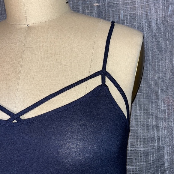 EXPRESS Lace Tank - Picture 3 of 7